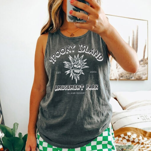 Comfort Colors Spooky Island Tank Top, Vintage Scooby Doo Halloween Shirt, Halloween Movie Tee, Halloween Gift